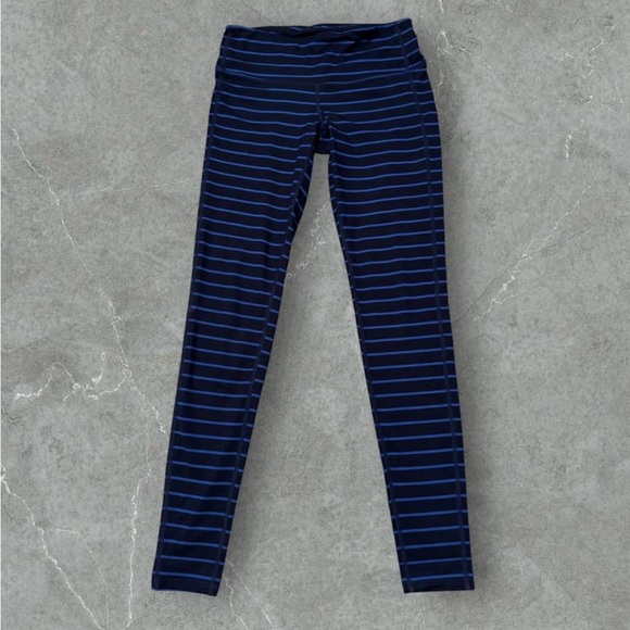 Athleta Women’s Leggings - Picture 2 of 4